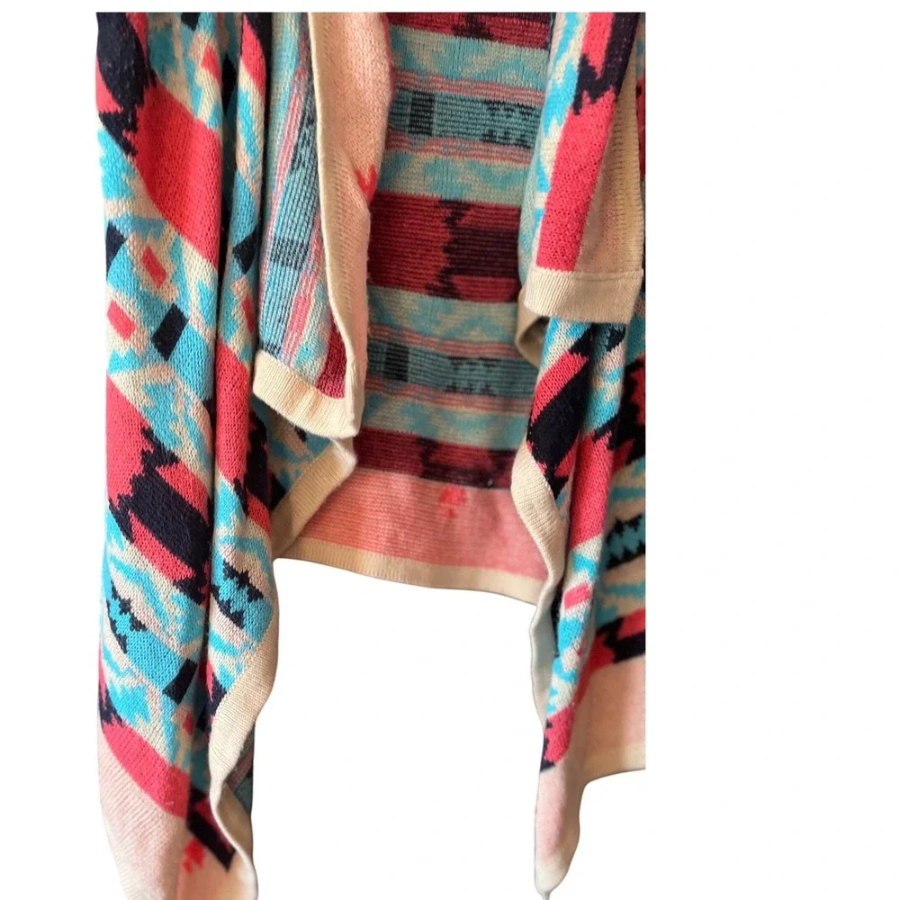 Bohemian Navajo Geometric Print Sleeveless Open Front Waterfall Vest Size S EUC‎